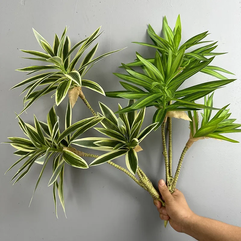 Sztuczne rośliny zielone Tropi – Dracaena Marginata recenzja i cena