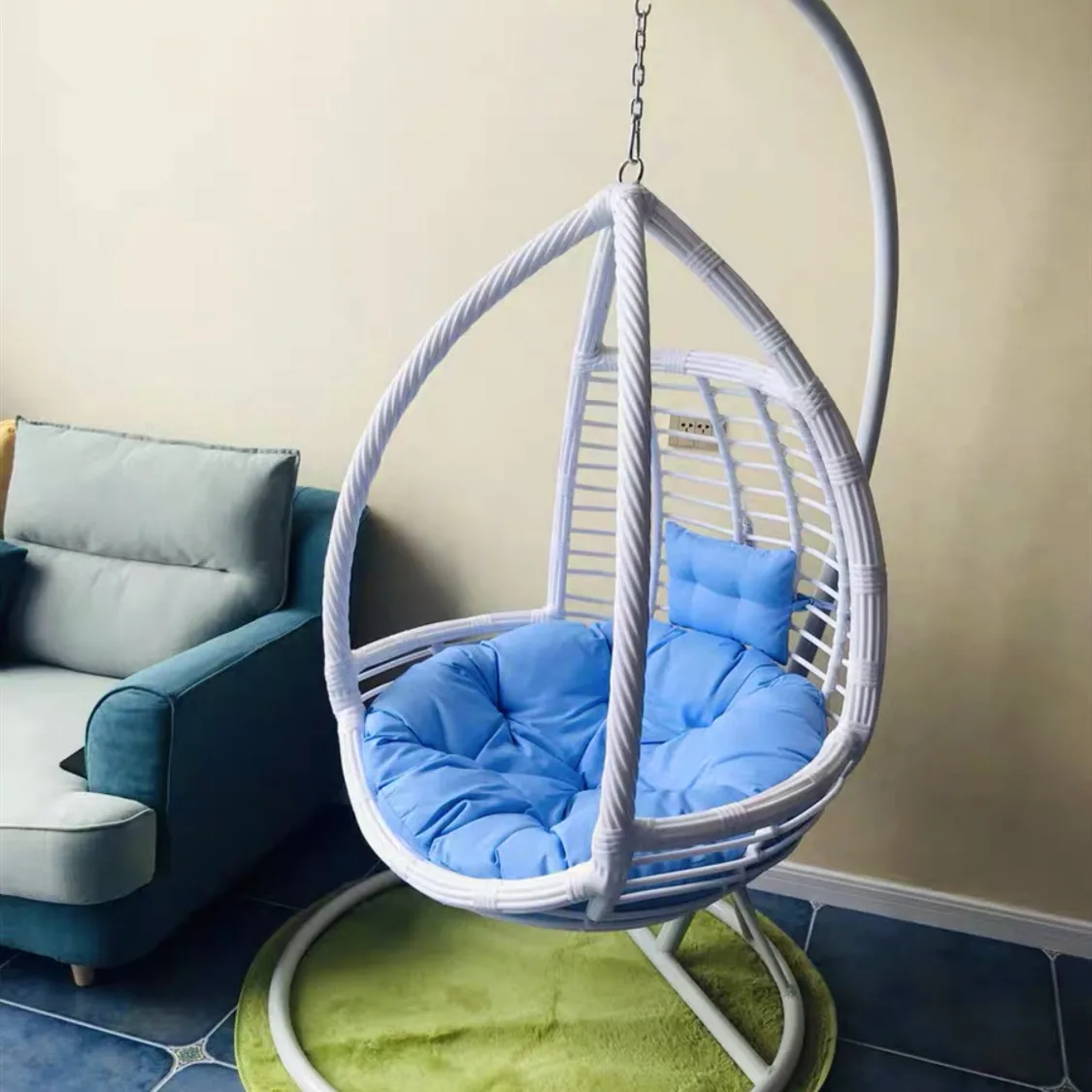 Wiszący kosz, krzesło rattanow – Spider Plant Hanging recenzja i cena