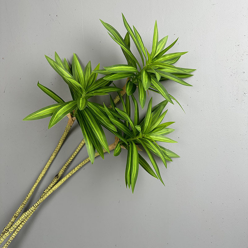 Sztuczne rośliny, 3 główki lil – Dracaena Marginata recenzja i cena